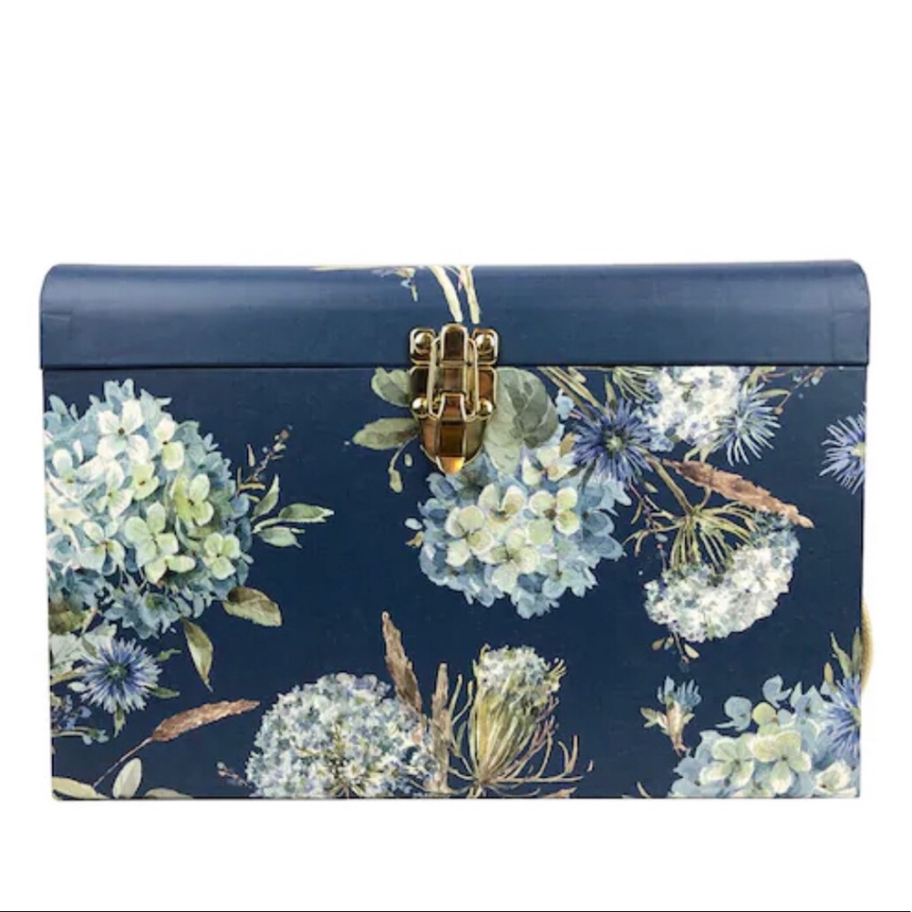 Dragonfly Hydrangea Bloom Decorative Trunk Box with Latch & Handles - Picture 2 of 4